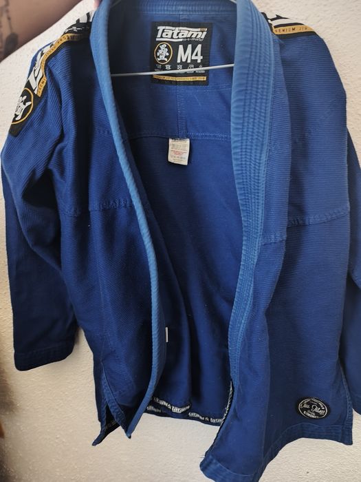 Jujitsu kimono azul