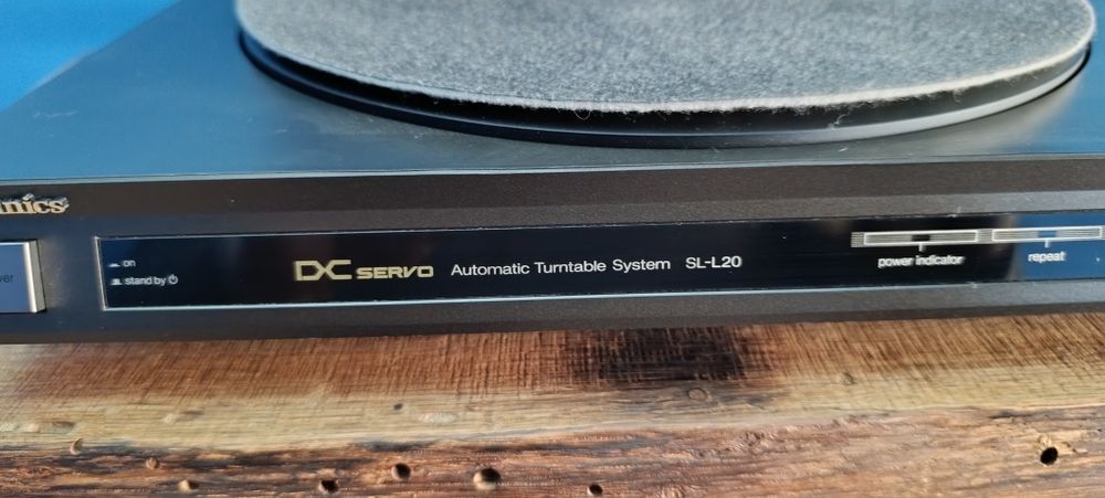 Вініловий програвач Technics SL-L20