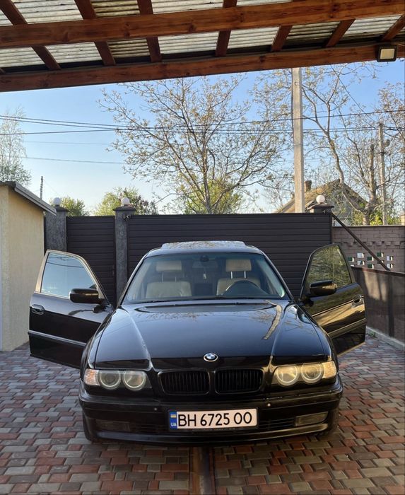 BMW 7 series 735 IL 1999 rest