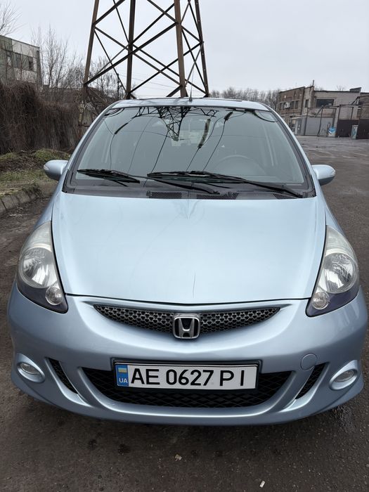 Продам Honda JAZZ 2005