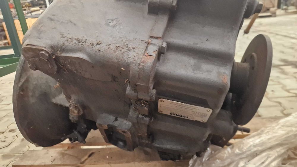 koparko ładowarka case 580 sle 05r skrzynia biegów Turner com-t4-2025