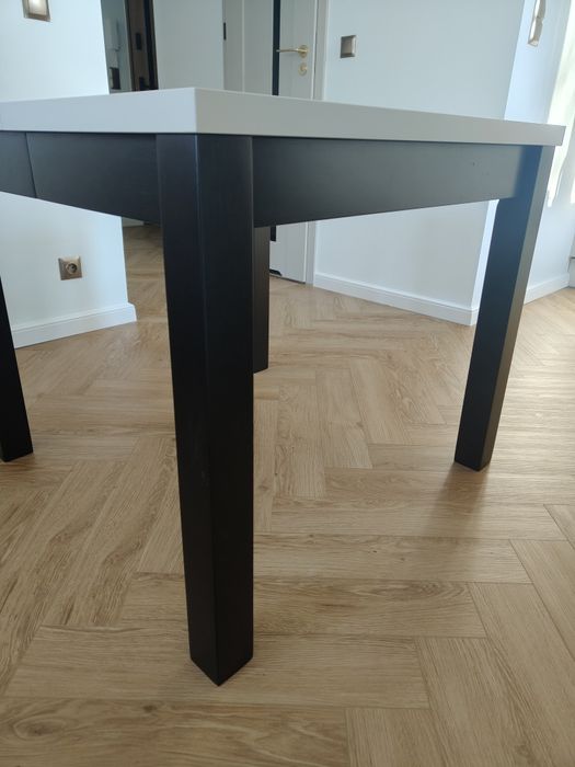 Stół kaszmirowy rozkładany