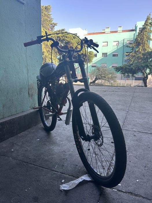 Bicicleta com motor