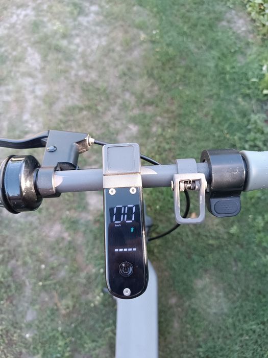 Електросамокат Treker CS 710 MAX