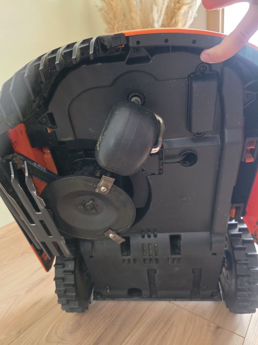 WORX Landroid M500 robot koszący