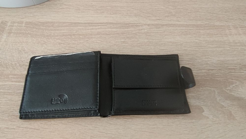 PILNIE sprzedam portfel męski Puccini