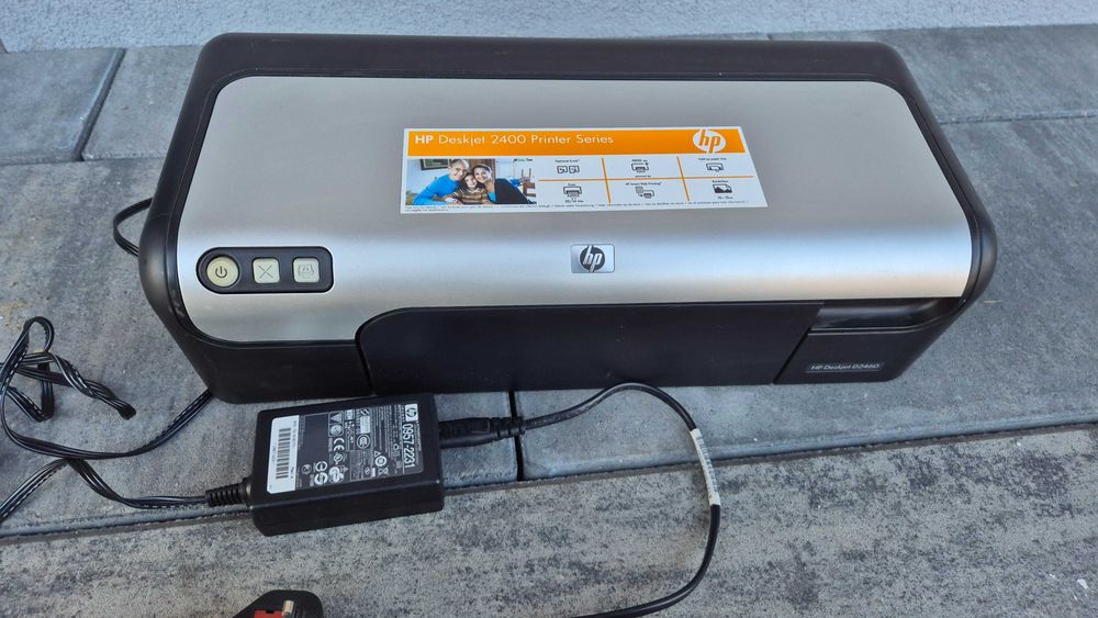 Drukarka HP Deskjet 2400 uszkodzona