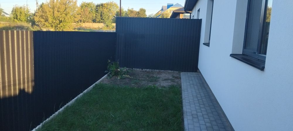 Продаж будинку з ремонтом та гаражем