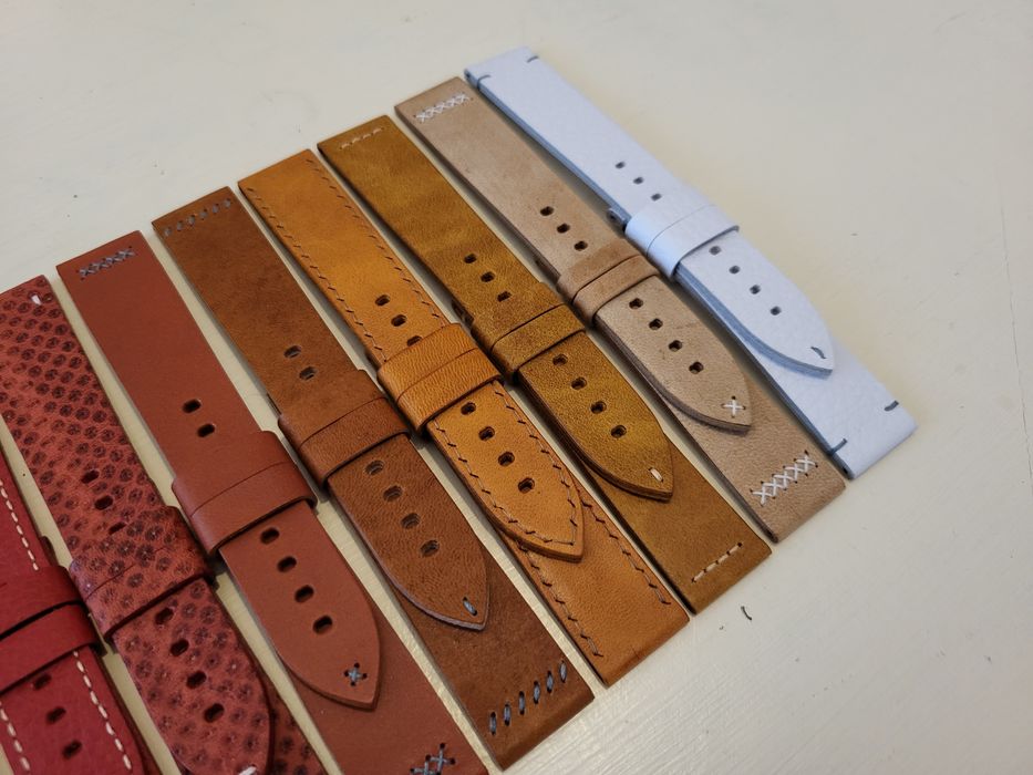 Conjunto de 23 braceletes novas em pele genuína de 20mm