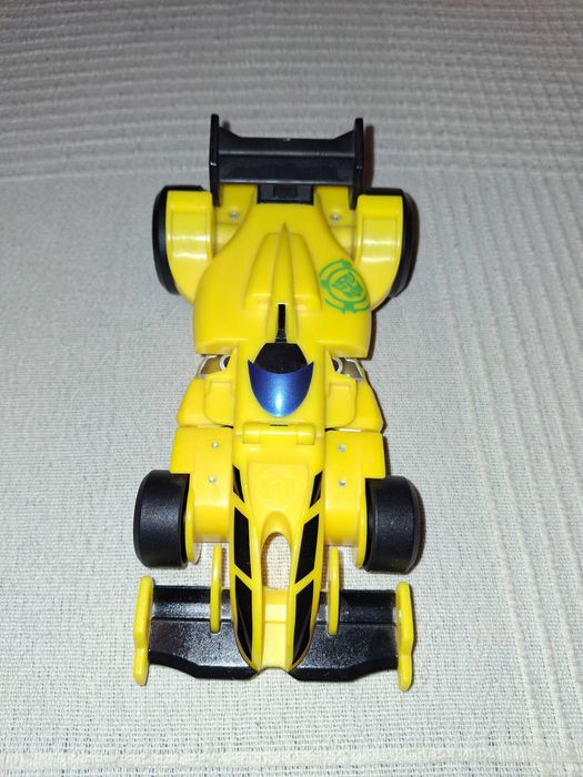 Samochód robot Bumblebee Transformers transformujący
