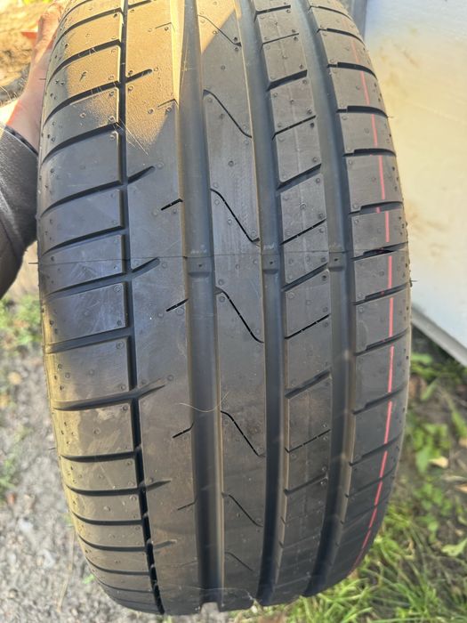 Новая Резина лето R17 225/50 2024 год