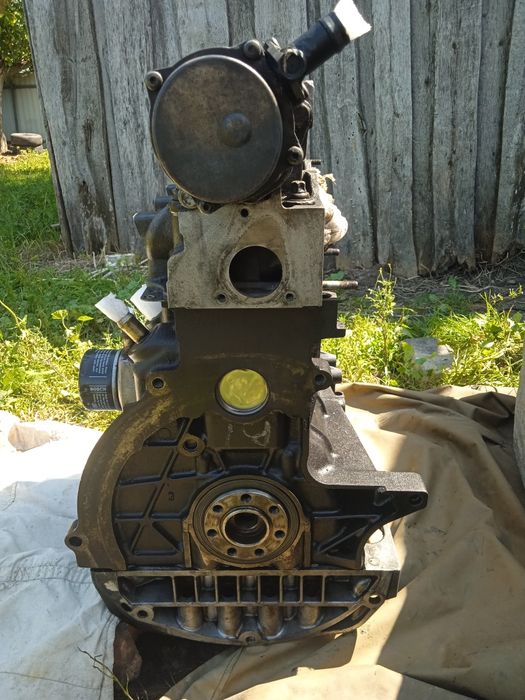 Продам двигун 1.9 Опель Віваро