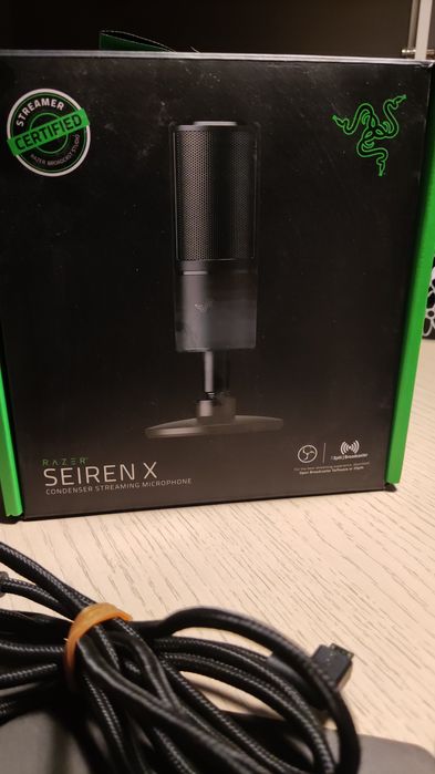 Mikrofon pojemnościowy  do  komputera  USB RAZER SEIREN X Streaming  Y