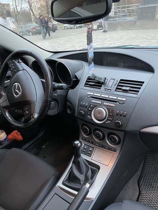 мазда 3 дизель 2011р