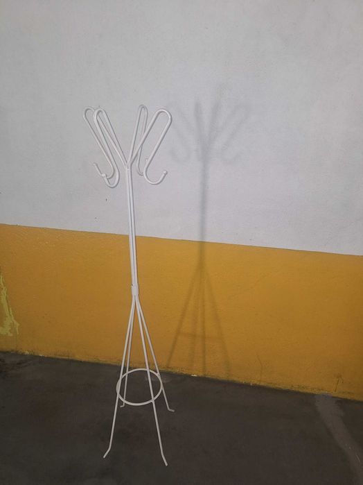 Cabide de Ferro Branco