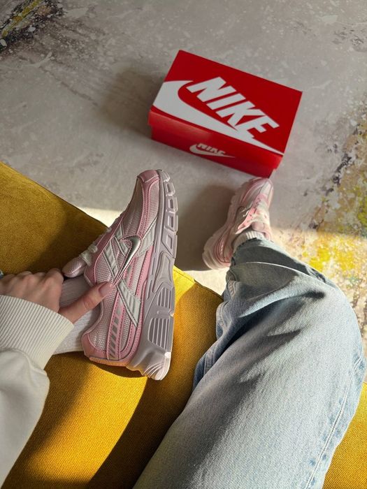Nike Initiator Pink Grey / жіночі кросівки найк / Nike Initiator 38 39