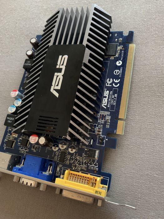 Placa gráfica ASUS GeForce FX 5200