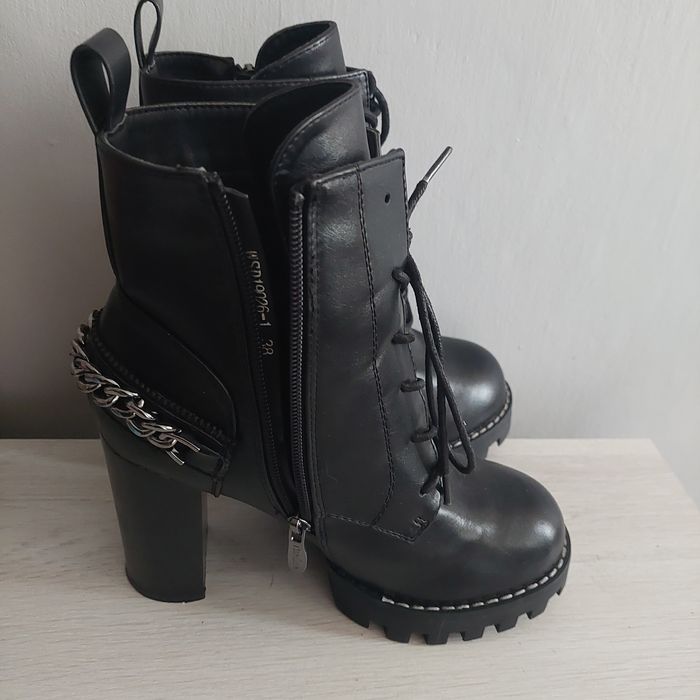 Super botki wysokie 38