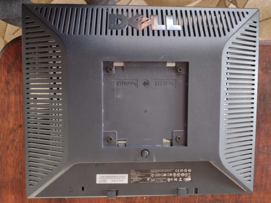 Продаю монітор DeLl