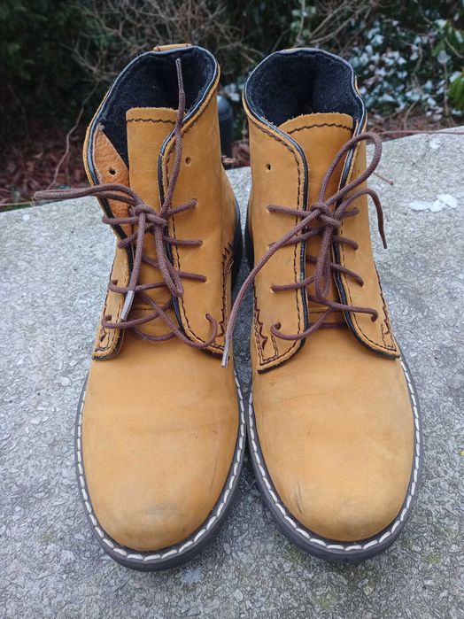 NOWE Polskiej produkcji przedam buty do kostek ,lekko ocieplane ,