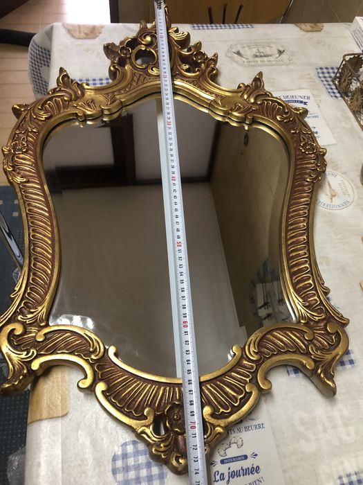 Espelho em talha dourada