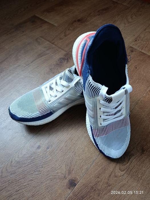 Кроссовки Adidas 44р