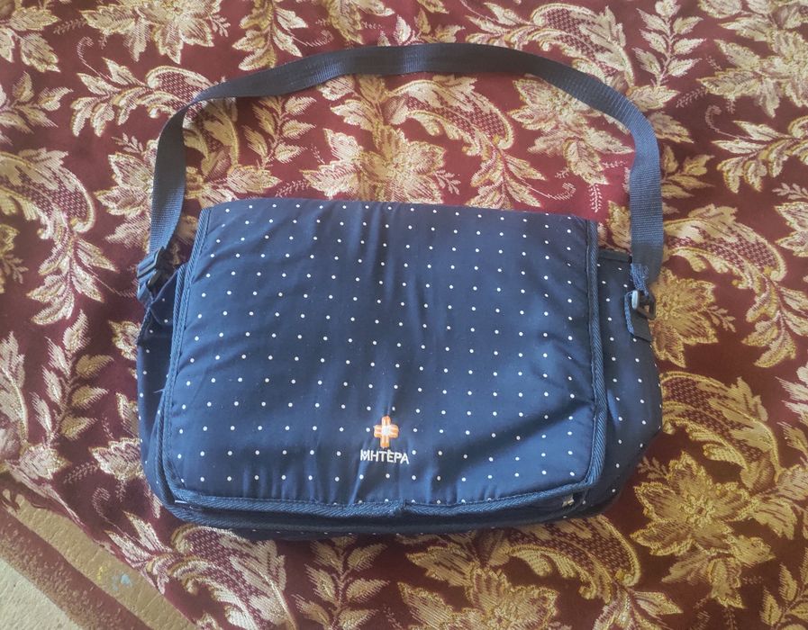 Сумка з пеленатором