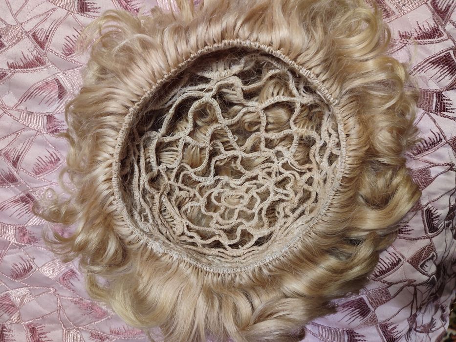 Парик .накладные пряди натуральные