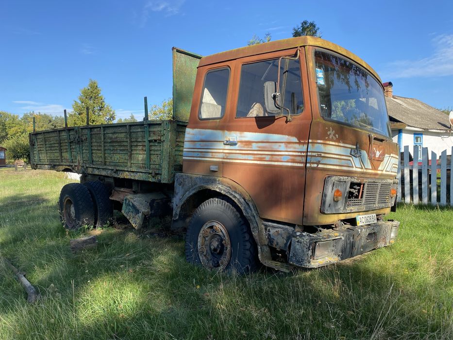 Продам маз 5551