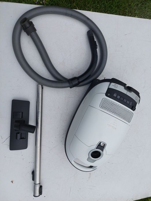 Odkurzacz miele c3 silence