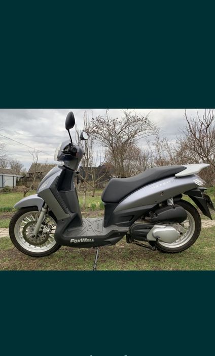 Мопед скутер 200 кубів двомісний