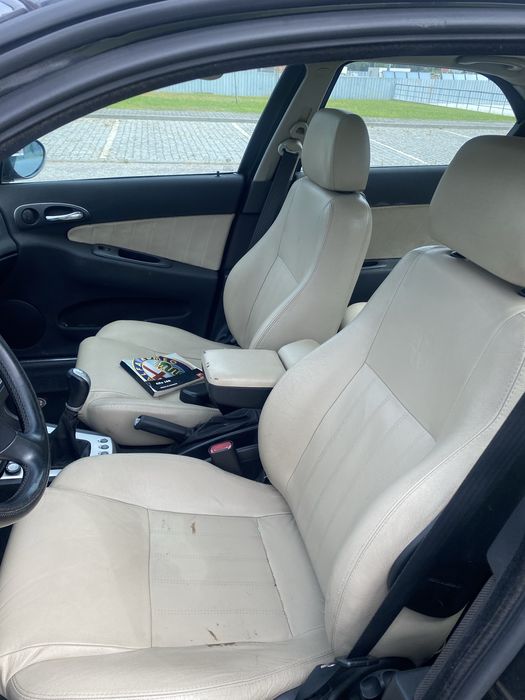 Vendo ou troco por mais pequeno alfa 156TS 1800 gasolina e Gpl