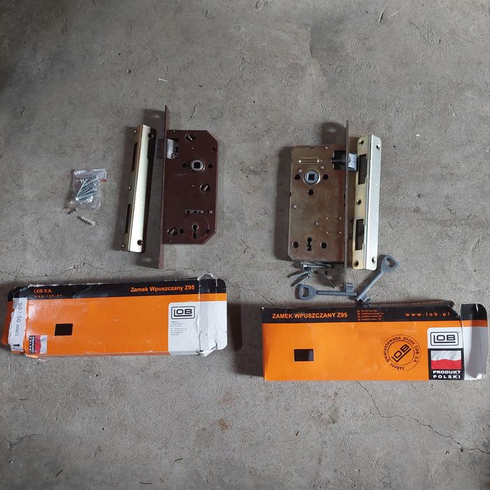 Zamki wpuszczane LOB 2 sztuki