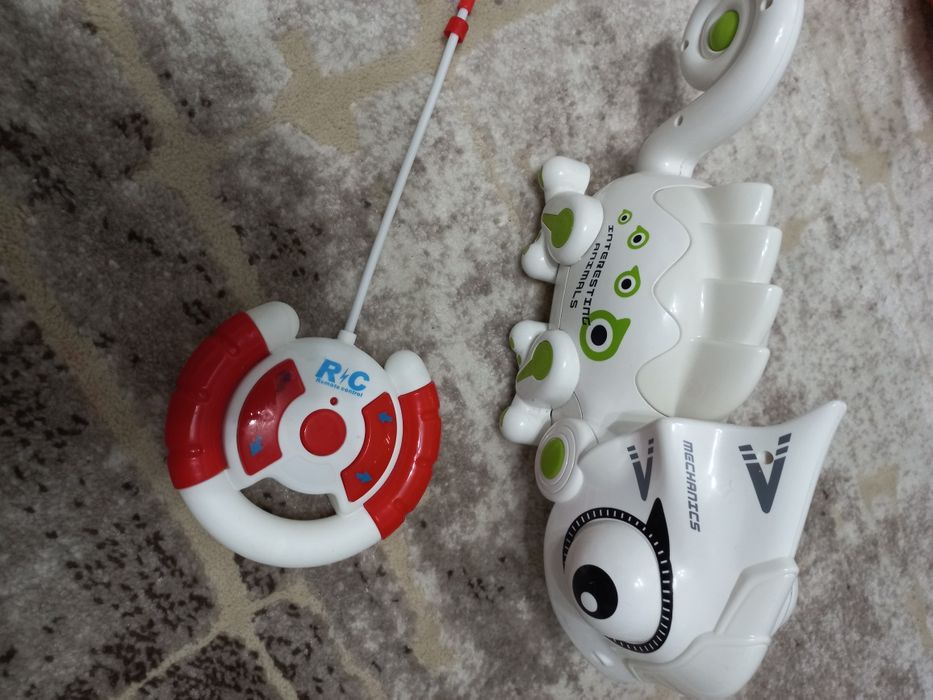 Іграшки б/у недорого