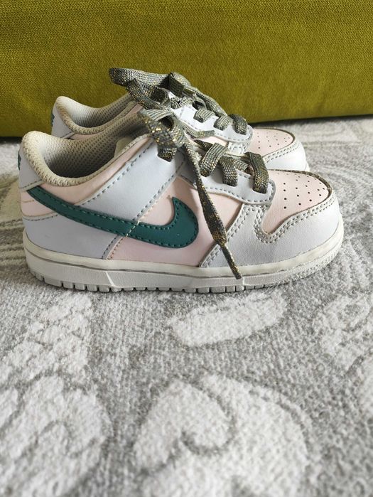 Шкіряні дитячі кросівки Nike
