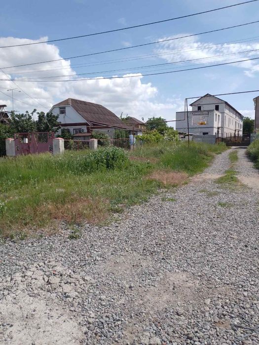 Покос травы, сборка, вывоз скошенного. Уборка участков.