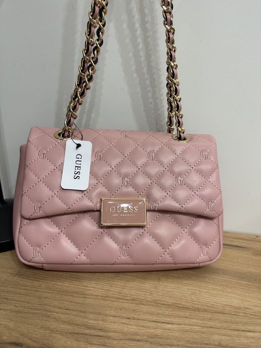Torebka Guess oryginalna różowa pink mini S zloty łancuch
