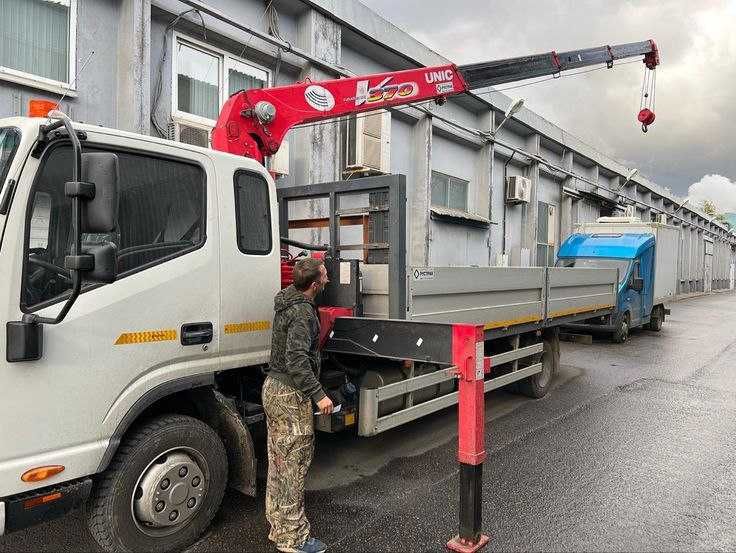 Самоскид + маніпулятор. ПРОФЕСІЙНО. Послуги спецтехніки Дніпро