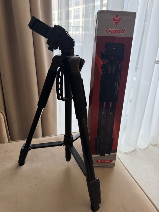 Штатив для фото/відкокамер та телефону