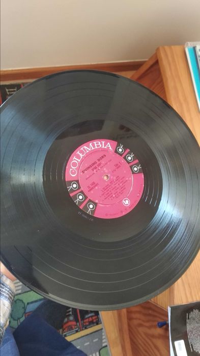 Vinil. Diana Dors - Swinging Dors