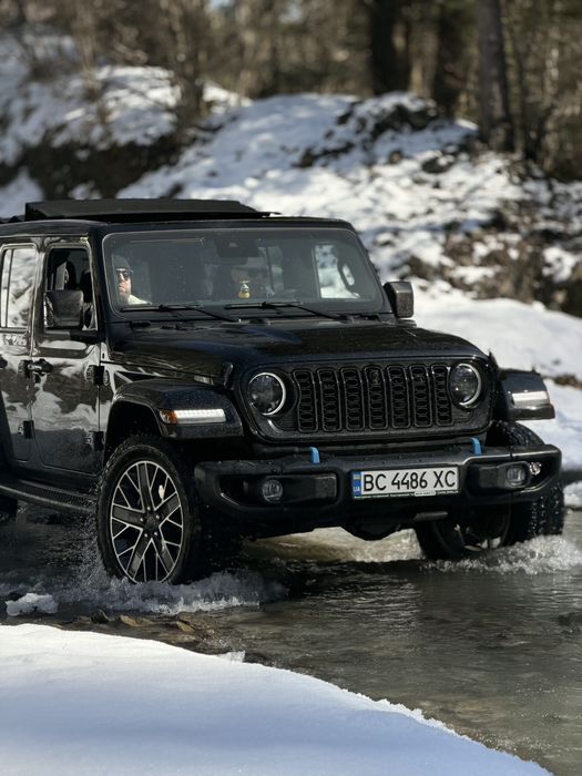 Jeep Wrangler 2023 VIN 1C4RJXU66RW163211 фото оголошення 3 з 17