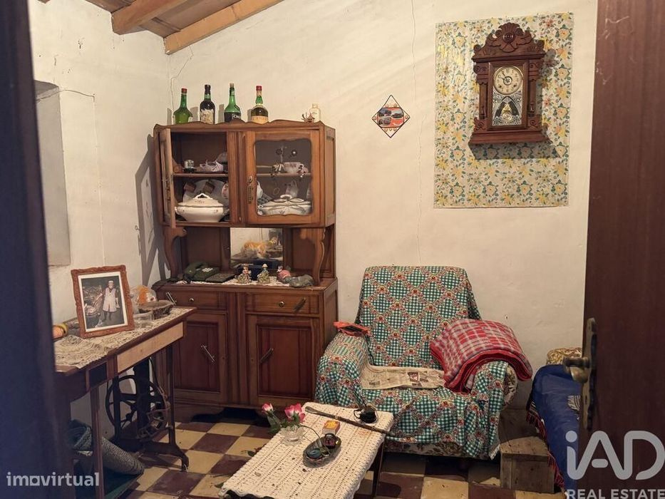 Casa rústica T1 em São Salvador e Santa Maria de 48 m2