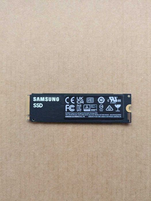 Samsung SSD 980 1TB NVMe M.2 PCIe 3.0. практично нова, ще діє гарантія