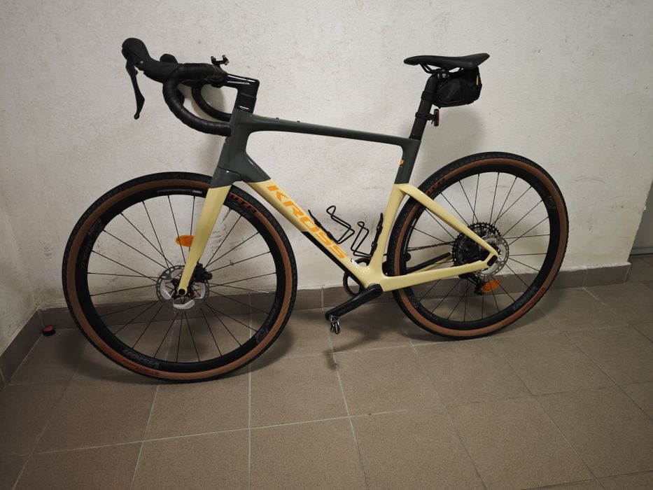 Gravel Kross Esker 1.0 RS L