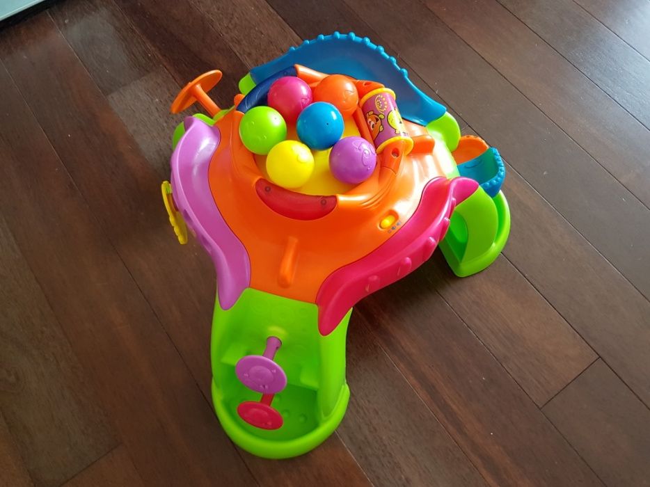 Vulcão de bolas Fisher Price