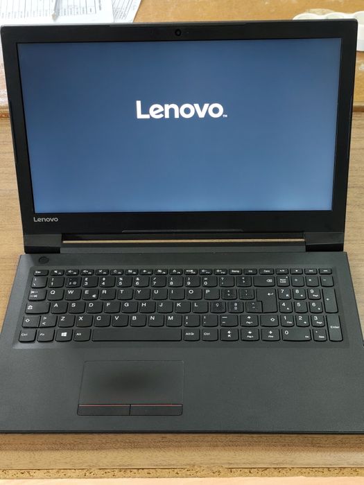 Portátil Lenovo 8gb RAM e disco SSD 240gb