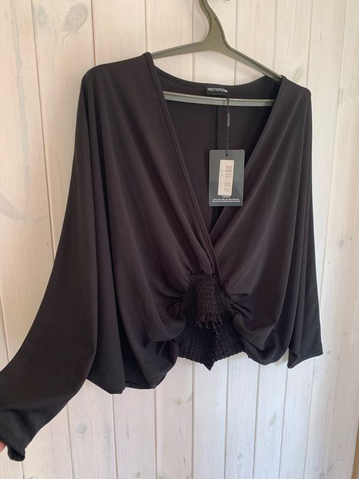 Топ з рукавами чорний