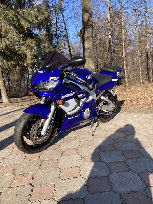 YAMAHA R6 2001 в хорошому стані
