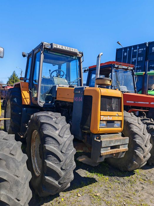 Ciągnik rolniczy Renault 145.54 155.54