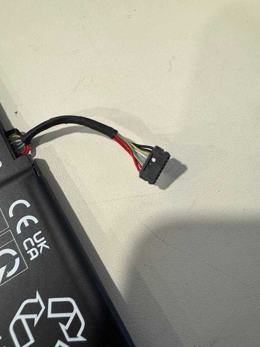 Батарея для Lenovo IdeaPad 1, гарний стан. 10% АКБ